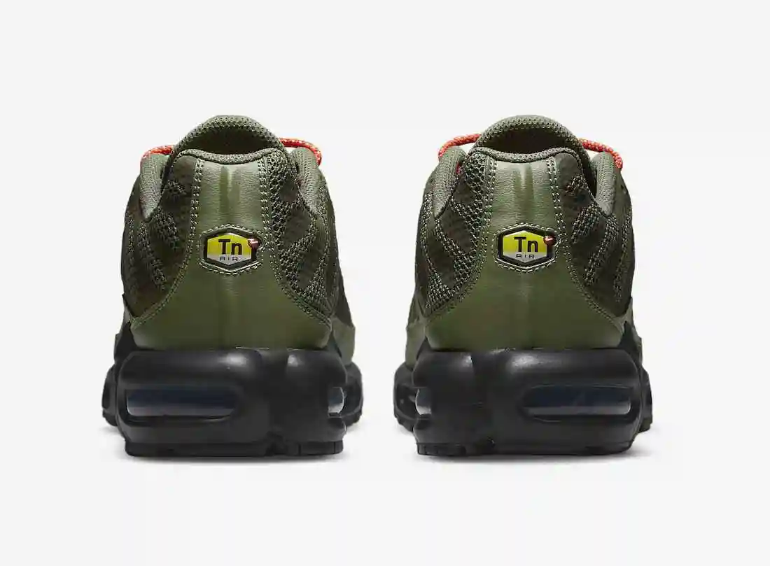 Nike Air Max Plus “Olive Reflective”DN7997-200 40-46 (6).webp