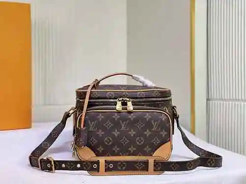 La bolsa para cámara está hecha de material de lona importado, con una bolsa de regalo de entrega de