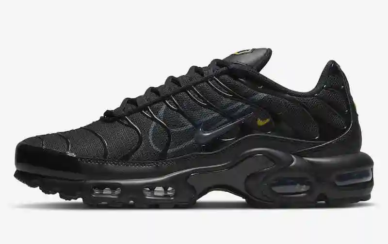 Nike-Air-Max-Plus-Triple-Black-DX2652-001-Release-Date.webp