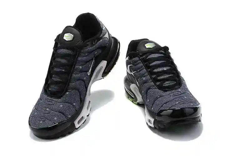Nike Air Max Plus DM7570-001 40-46 (2).webp