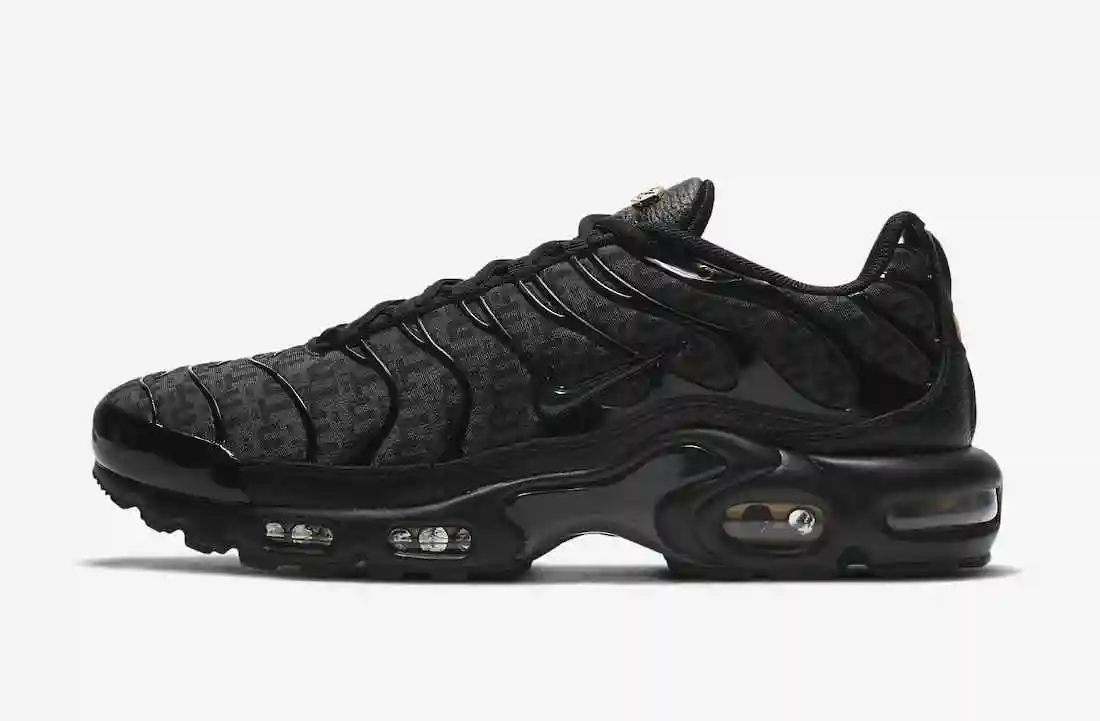Nike-Air-Max-Plus-Black-DD9609-001-Release-Date.webp