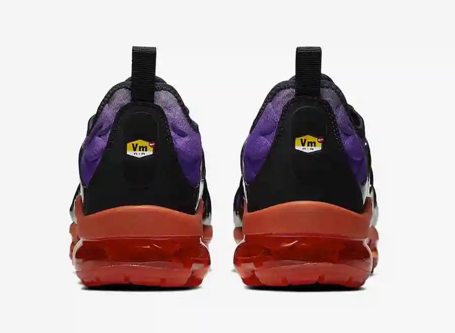 Nike-Air-VaporMax-Plus-Voltage-Purple-924453-500-Release-Date-5.webp