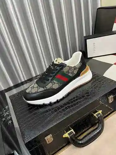 Zapato GUCCI para hombre Código: 0908B50 Talla: 38-44