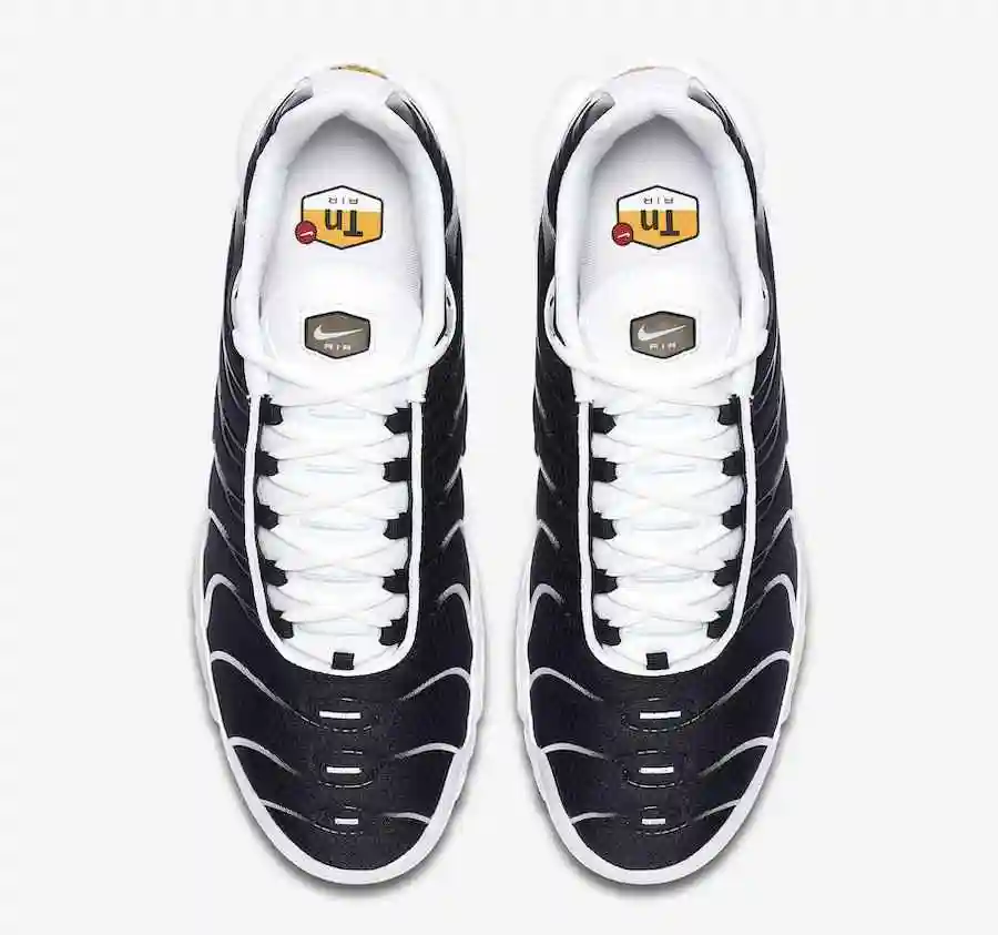 Nike-Air-Max-Plus-White-Black-Metallic-Pewter-CT1094-102-Release-Date-3.webp