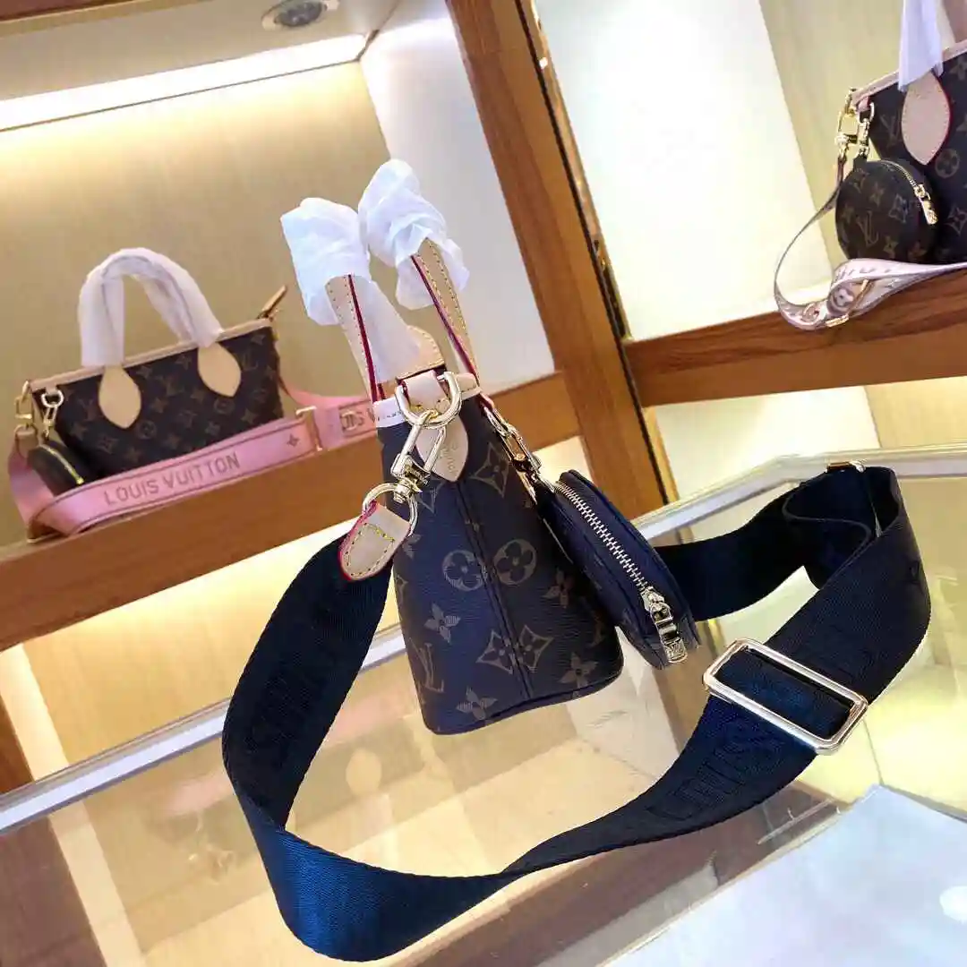 KK01950 (4).webp