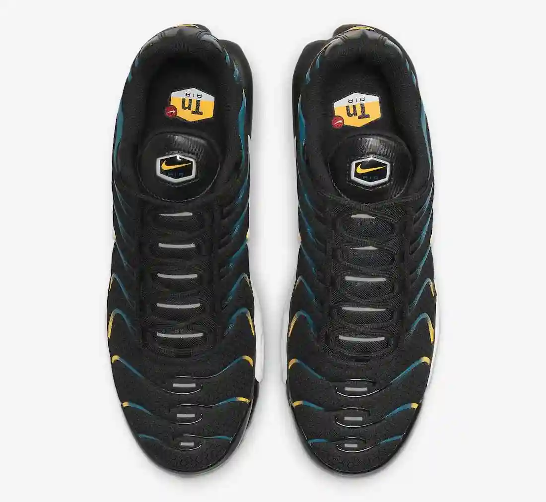 Nike-Air-Max-Plus-DH4776-001-Release-Date-3.webp