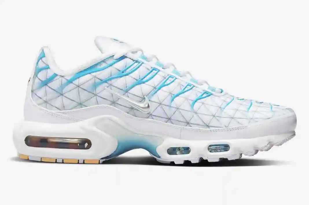 Nike-Air-Max-Plus-Marseille-FQ2397-100-Release-Date-2-1068x708.webp