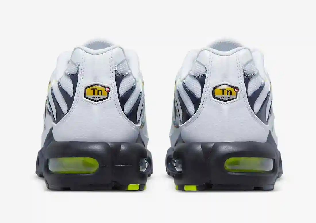 Nike-Air-Max-Plus-DV6821-100-Release-Date-5.webp