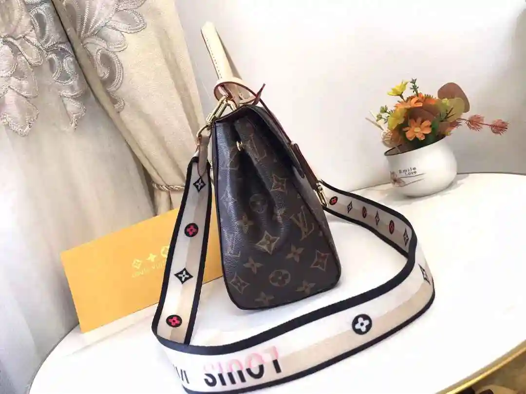 KK02050 (14).webp