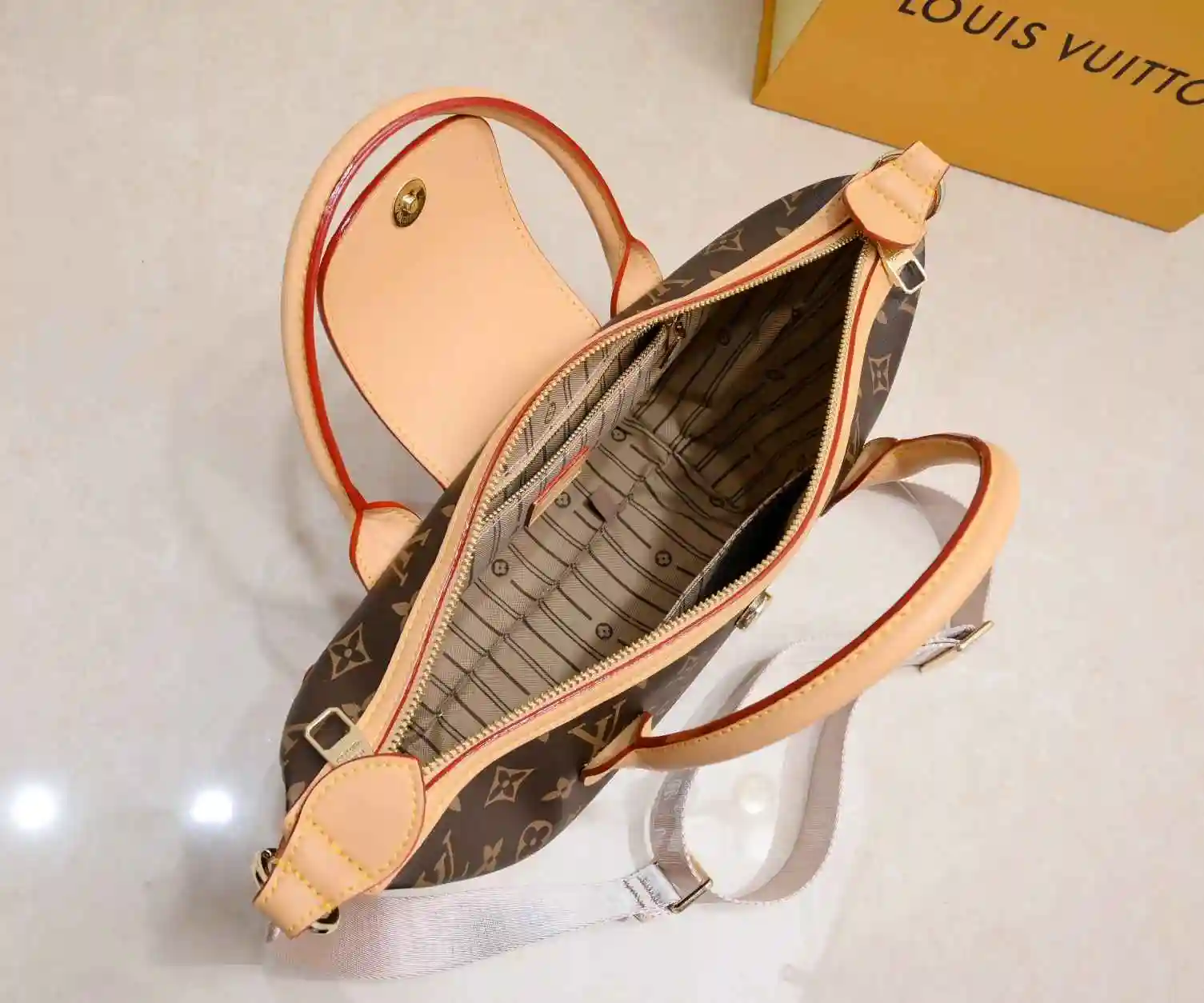 DS002550 (15).webp