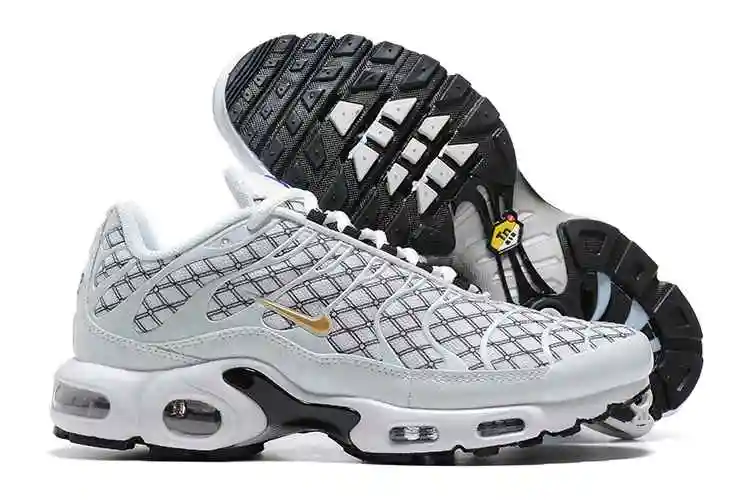 Nike Air Max Plus 鈥淔rance鈥?DV3194-002 40-46.webp