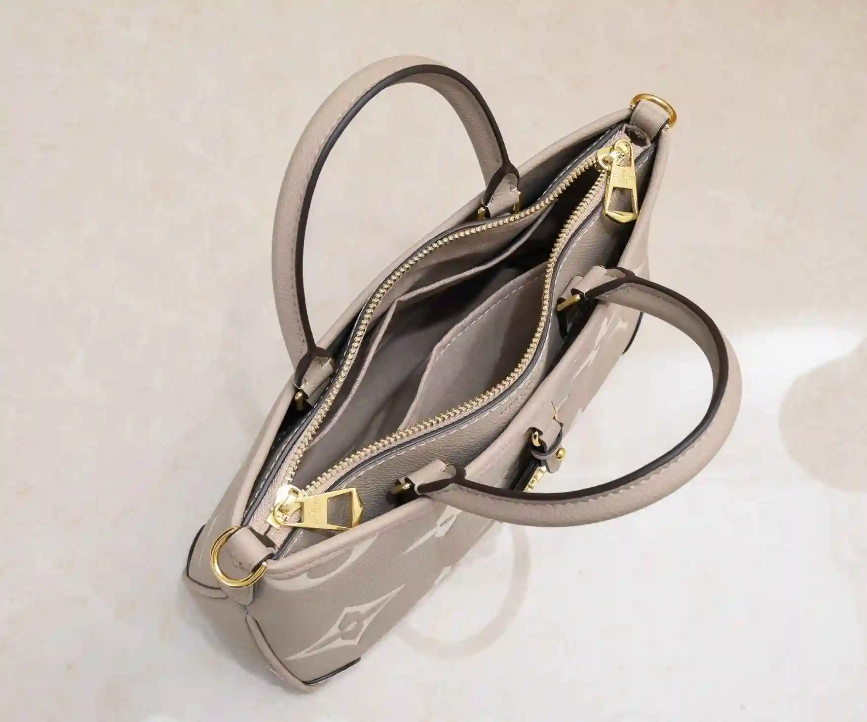 PL002050 (11).webp