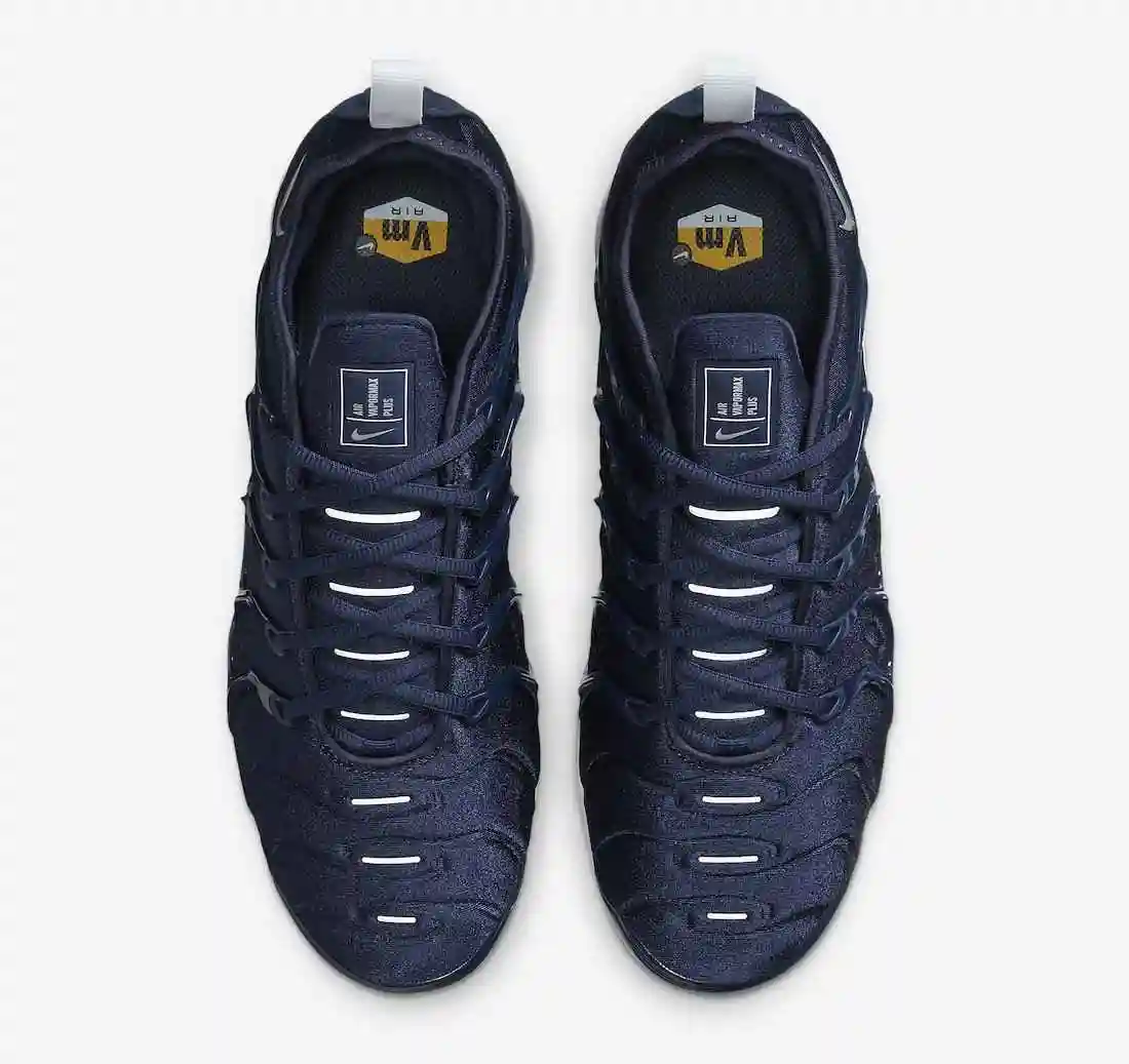 Nike-Air-VaporMax-Plus-Midnight-Navy-DH0611-400-Release-Date-2.webp