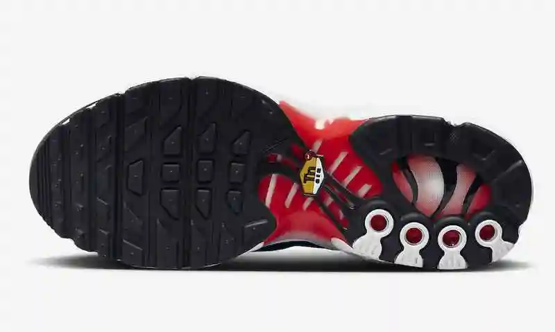 Nike-Air-Max-Plus-Fire-FD9768-100-Release-Date-1.webp