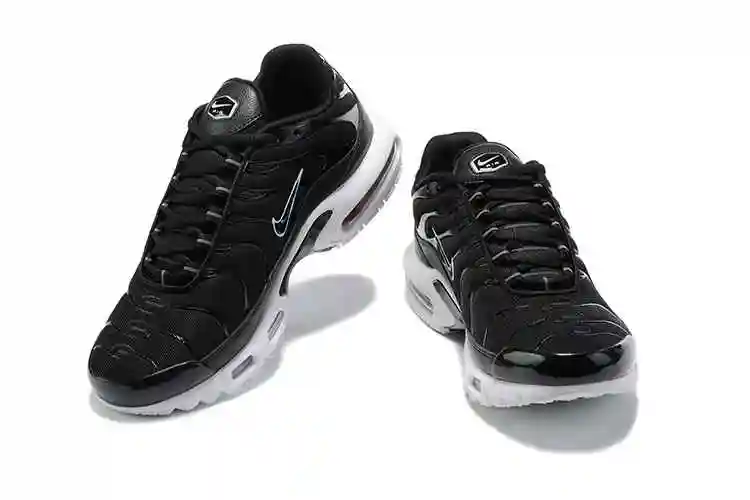 Nike Air Max Plus DM2362-001 40-46 (1).webp