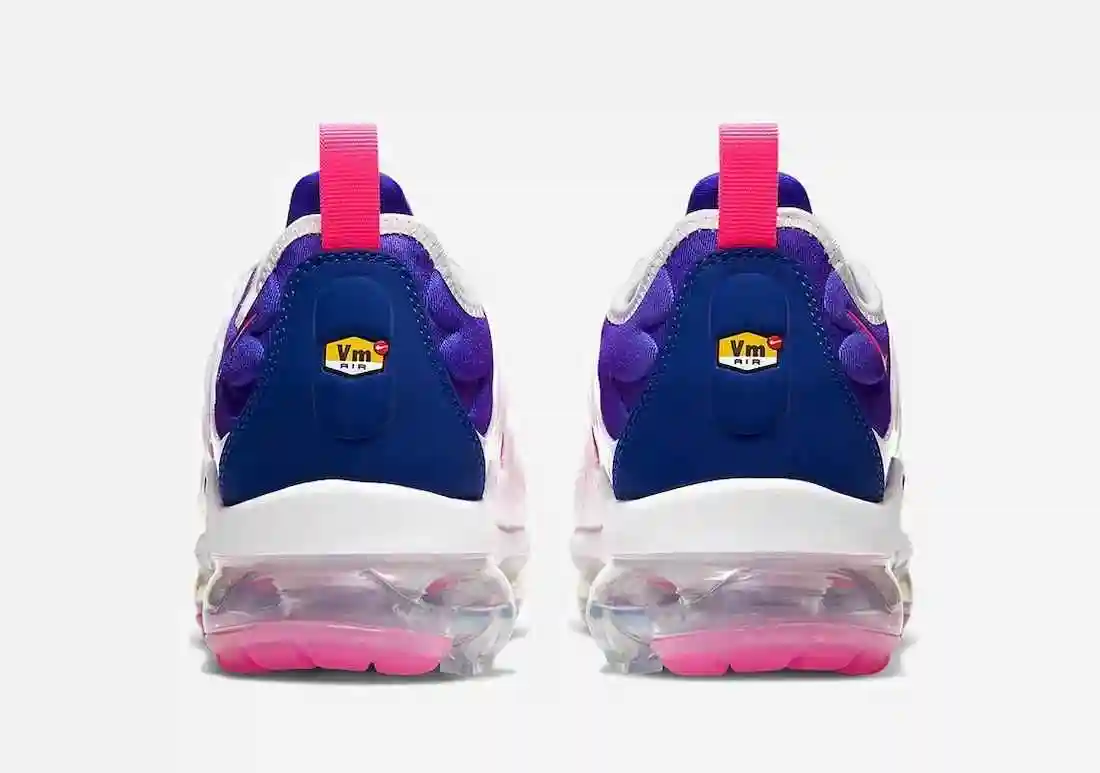 Nike-Air-VaporMax-Plus-SE-Pink-Blast-Concord-DC2044-900-Release-Date-3.webp