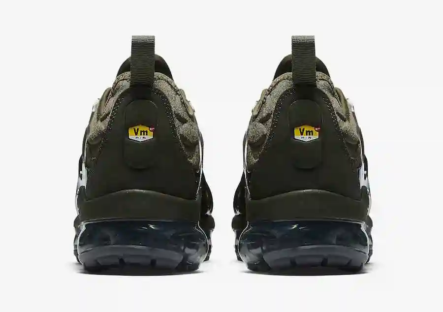 nike-air-vapormax-plus-cargo-khaki-924453-300-5.webp