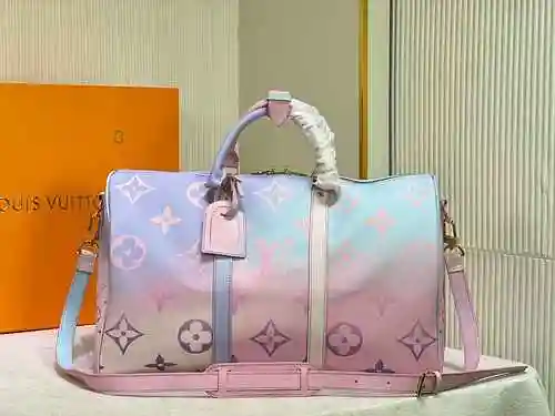 La bolsa de viaje está hecha de material de lona importado, con una bolsa de regalo de entrega de al