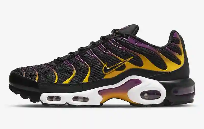 Nike-Air-Max-Plus-DX2663-001-Release-Date.webp