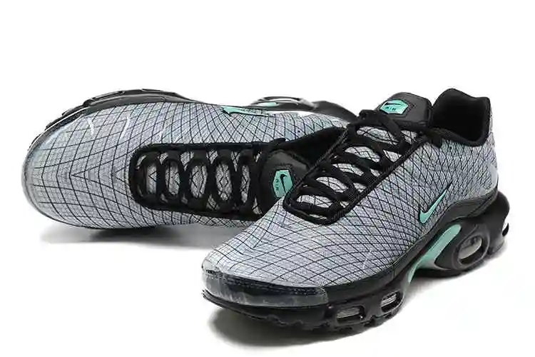 Nike Air Max Plus FB3351-001 40-46 (5).webp