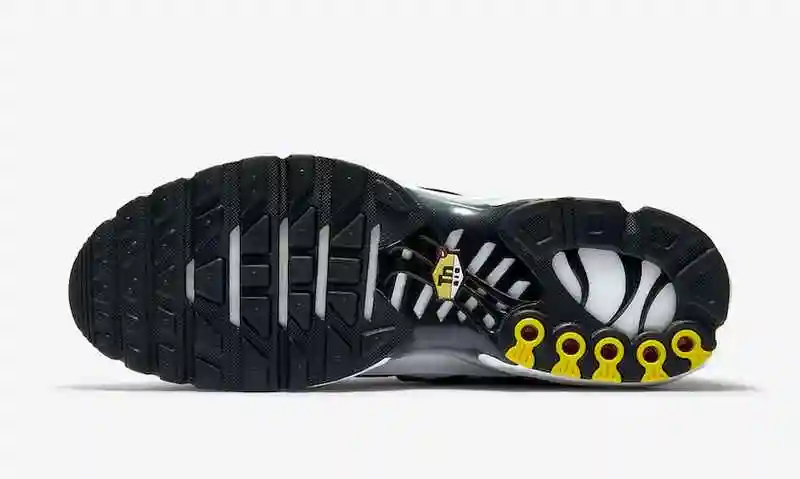 Nike-Air-Max-Plus-White-Black-Metallic-Pewter-CT1094-102-Release-Date-1.webp