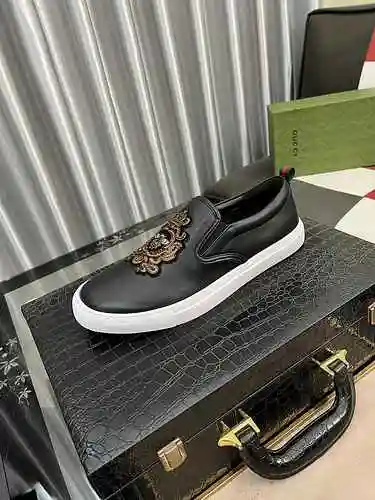Código de zapato de hombre GUCCI: 0908B40 Talla: 38-44