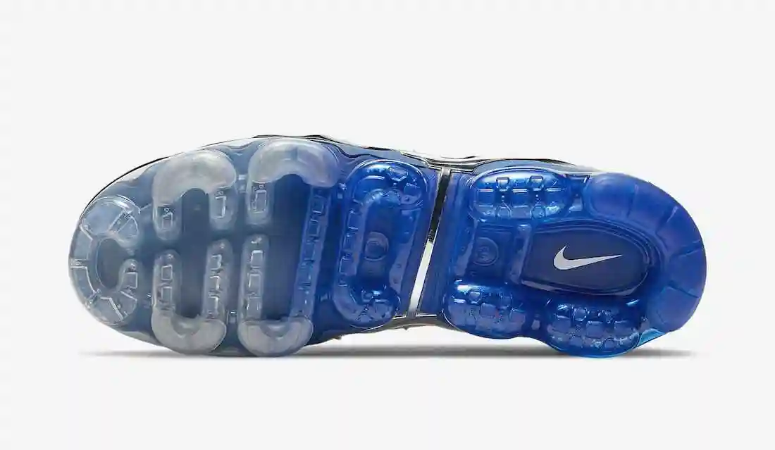 Nike-Air-VaporMax-Plus-Black-Royal-DH4300-001-Release-Date-4.webp