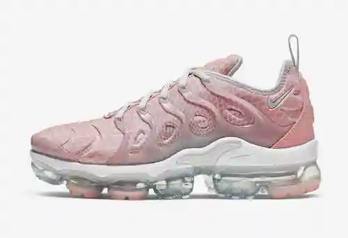 Nike VaporMax Plus Código: AO4550-603 36-40
