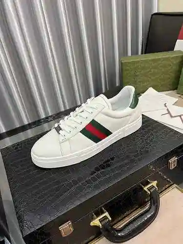 Código de pareja GUCCI: 0908C00 Talla: 36-44