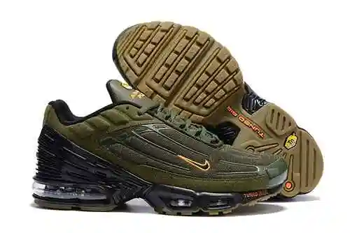 Nike Air Max Plus DZ4502-200 339-46