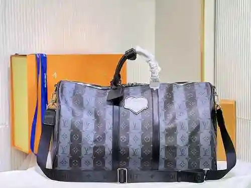 La bolsa de viaje está hecha de material de lona importado, con una bolsa de regalo de entrega de al