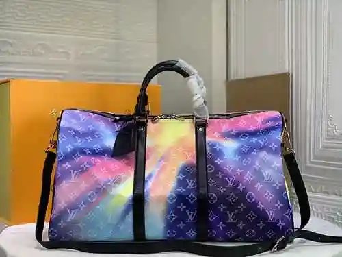 La bolsa de viaje está hecha de material de lona importado, con una bolsa de regalo de entrega de al