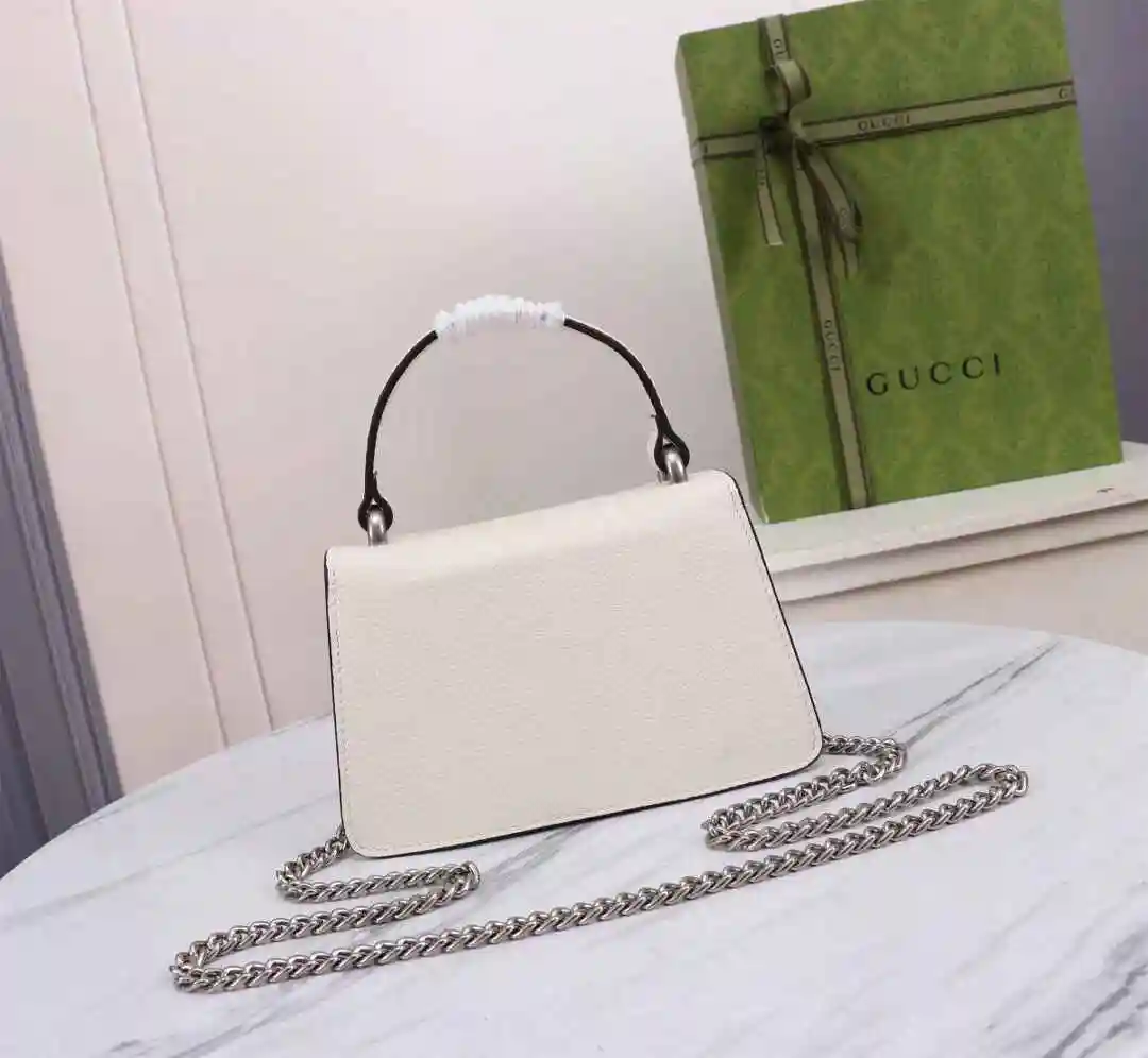 KK02350 (3).webp