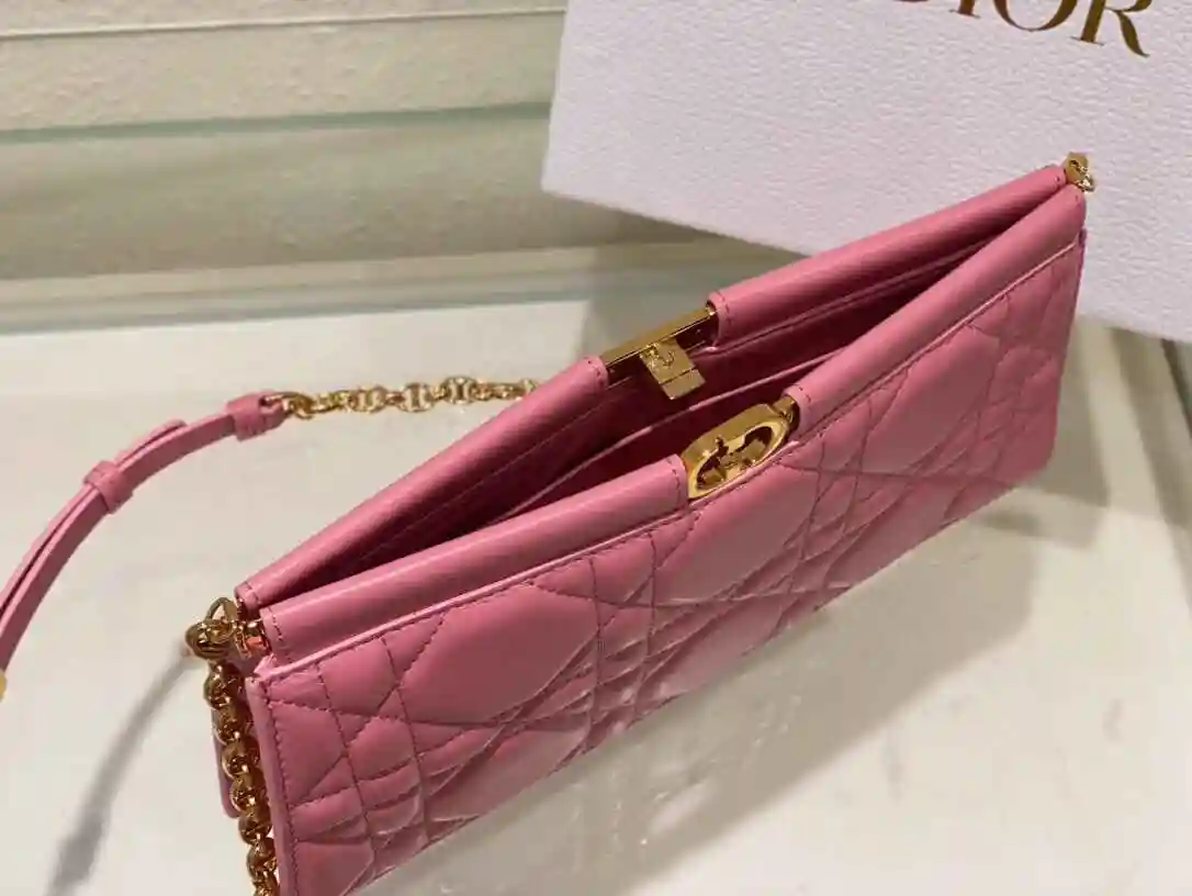 KK05650 (10).webp