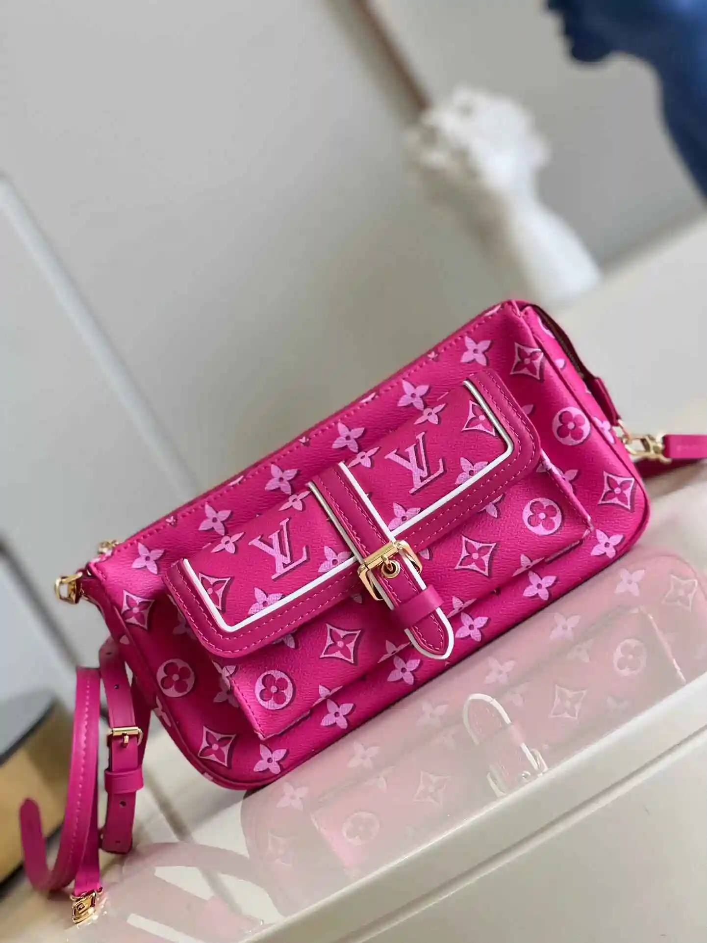 KK03850 (2).webp