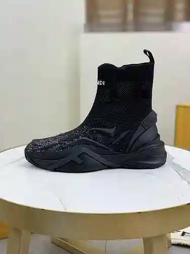 Código de estilo de pareja Fendi: 0916D20 Tamaño: 35-44 (45 se puede personalizar)