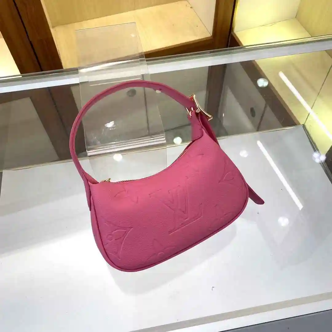 PL001950 (4).webp