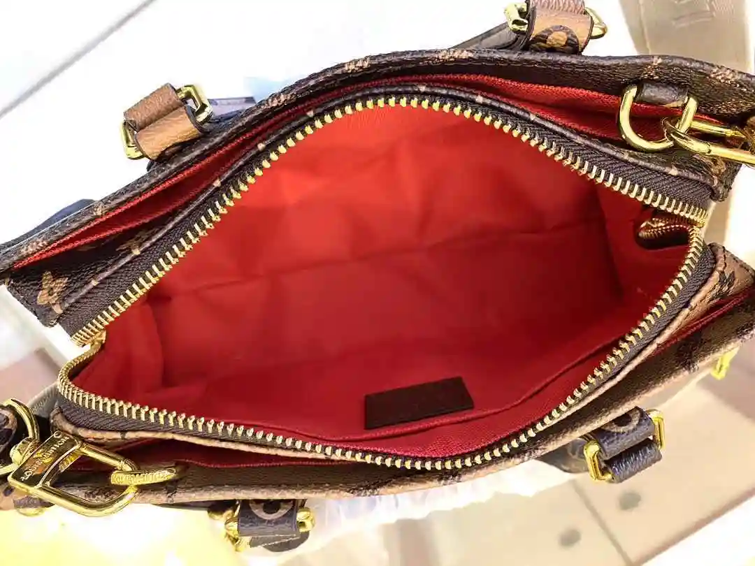 HR002250 (12).webp