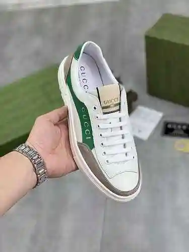 Código de zapato de hombre GUCCI: 0916B50 Talla: 38-44 (45 se puede personalizar)