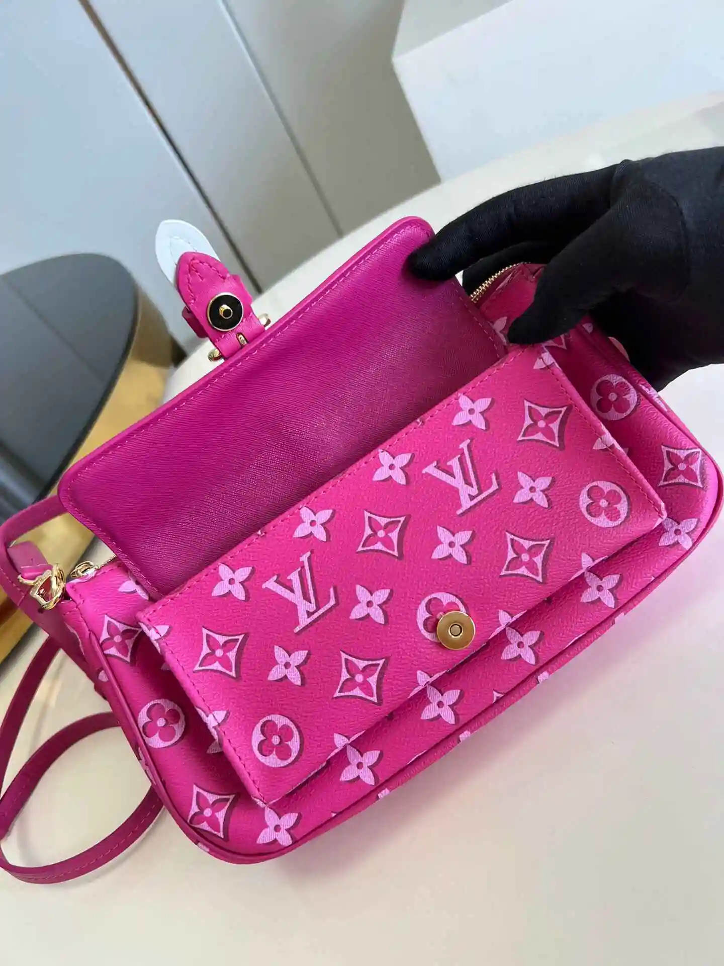 KK03850 (3).webp