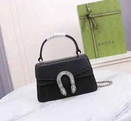 Bolsa para axilas GUCCI hecha de material de lona importado, bolsa de regalo con entrega de alta cal