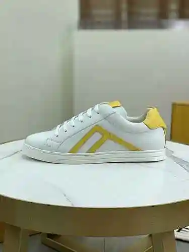 Código de zapato de hombre Fendi: 0916C70 Tamaño: 38-44 (45 46 se puede personalizar)