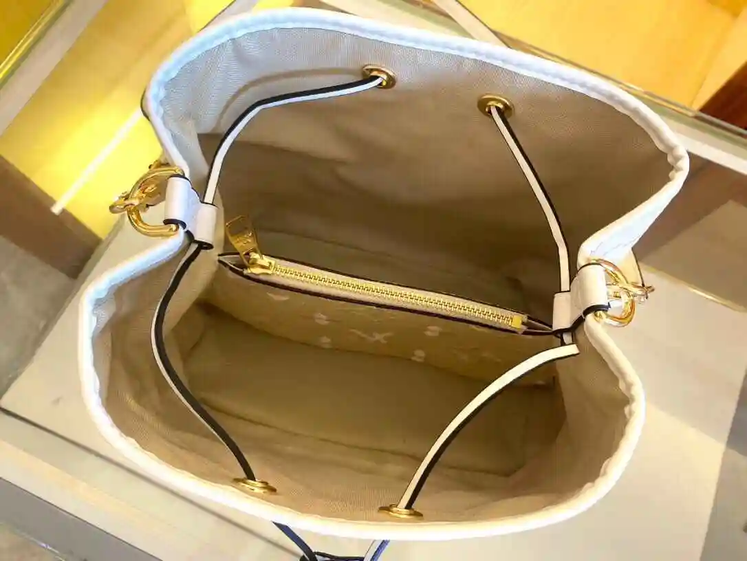 HR002450 (6).webp