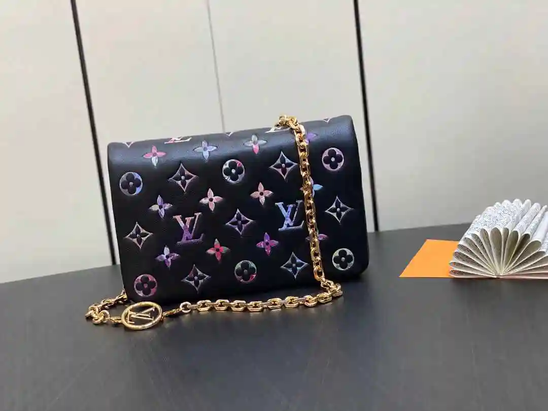 KK04650 (1).webp