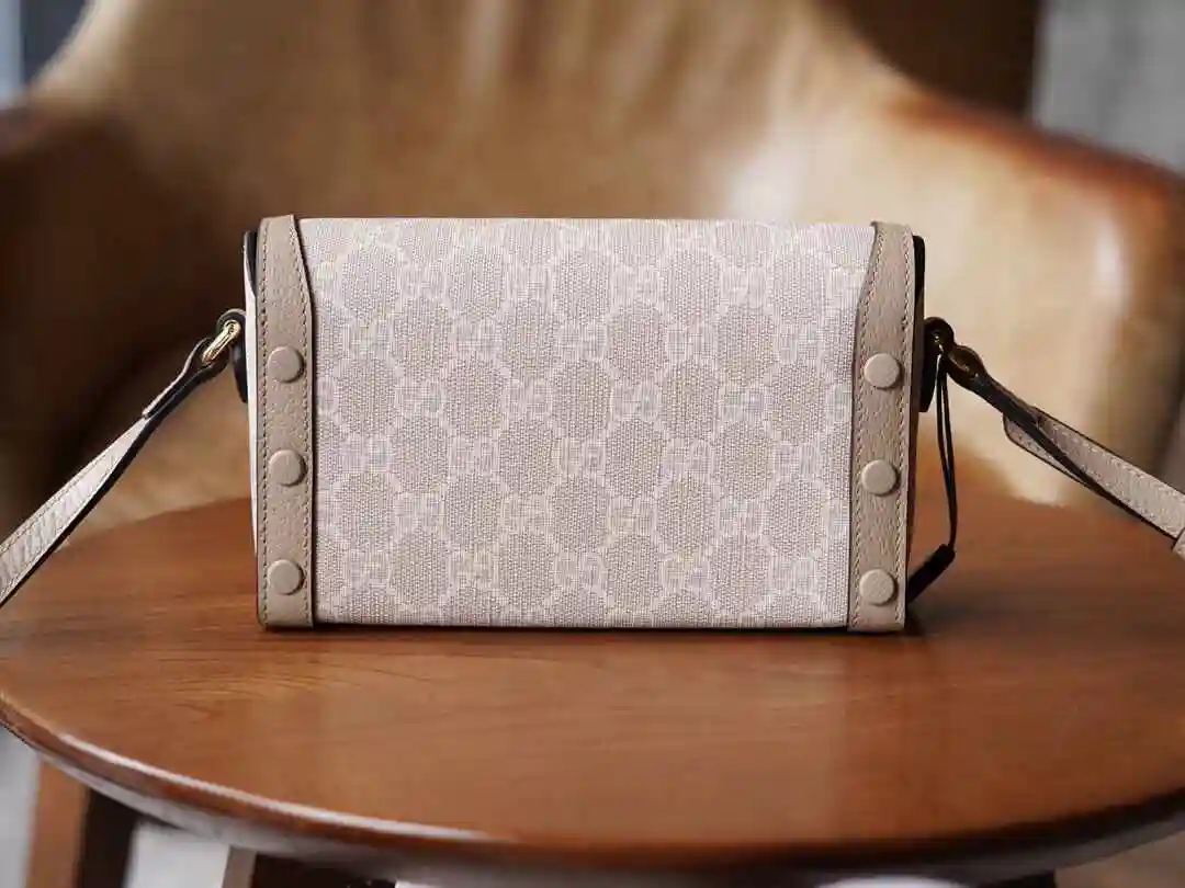 KK05650 (4).webp