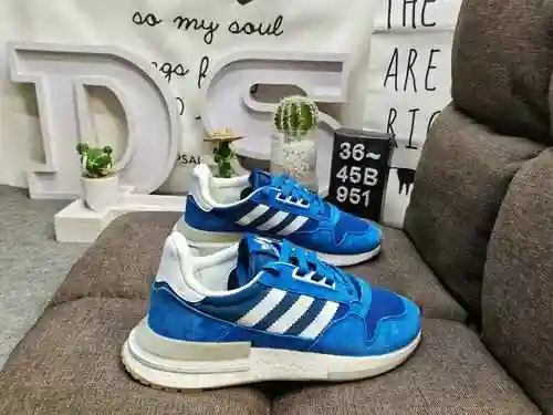 The 951DAdidas Originals ZX500 officially welcomes a new Boost upgrade version, Commonwealth x Adida