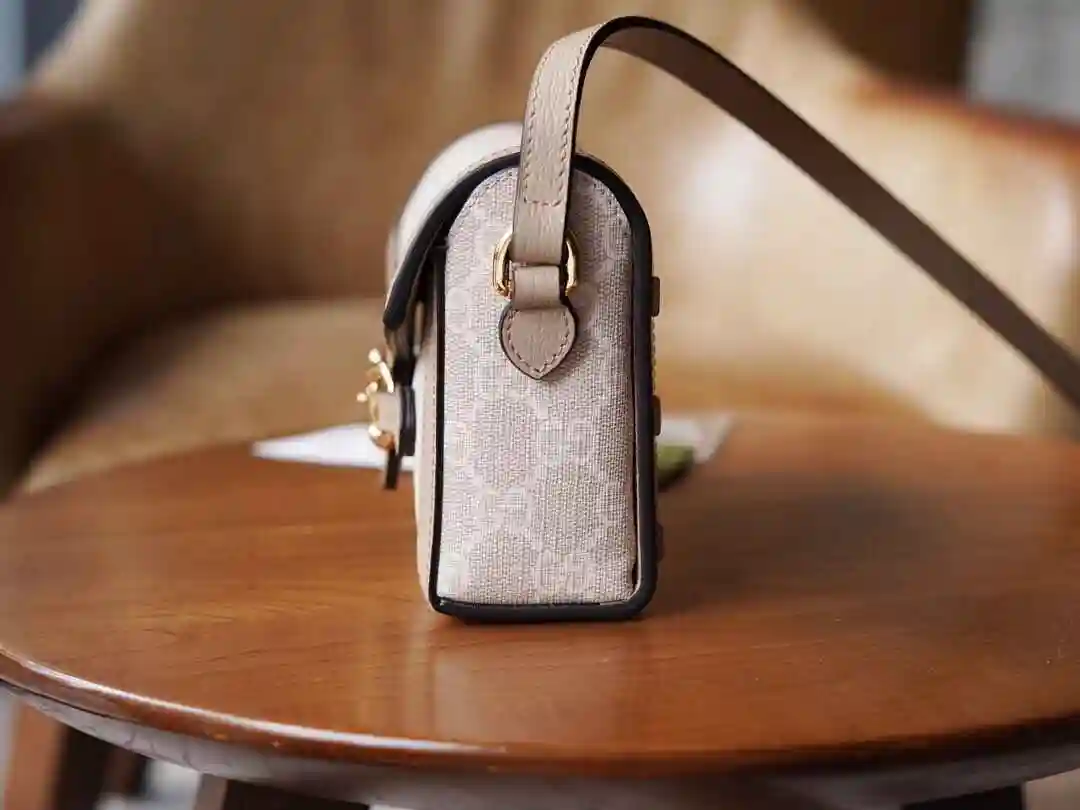 KK05650 (3).webp