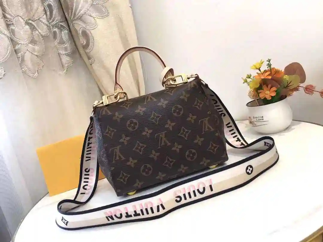 RE002250 (3).webp