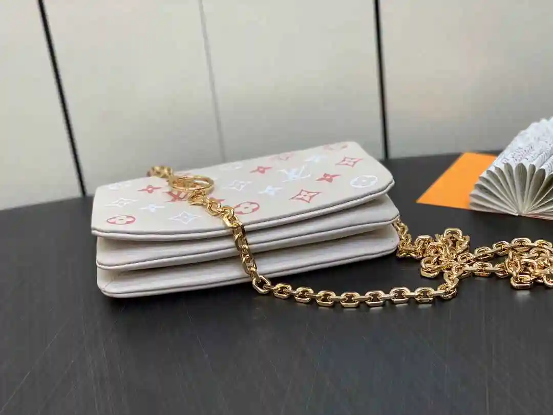 KK04650 (9).webp
