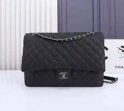 El bolso de cadena está hecho de piel de vaca original importada, con una bolsa de regalo de entrega